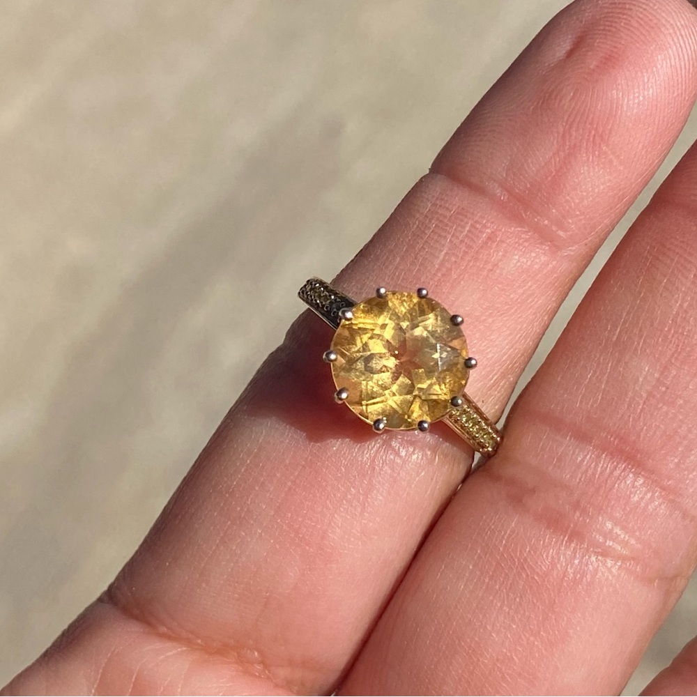 10K Yellow Gold Citrine Ring - Picture 6 of 12